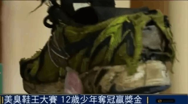 游泳冠军奇葩表情女选手_奇葩游泳选手表情冠军女的是谁_奇葩游泳运动员